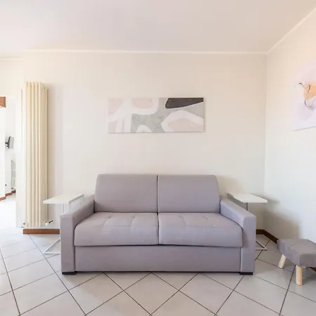 - The 2 Reno - Self Check-in Apartment Bologna