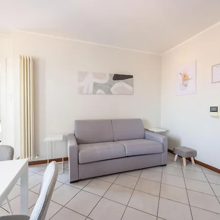 - The 2 Reno - Self Check-in Apartment *