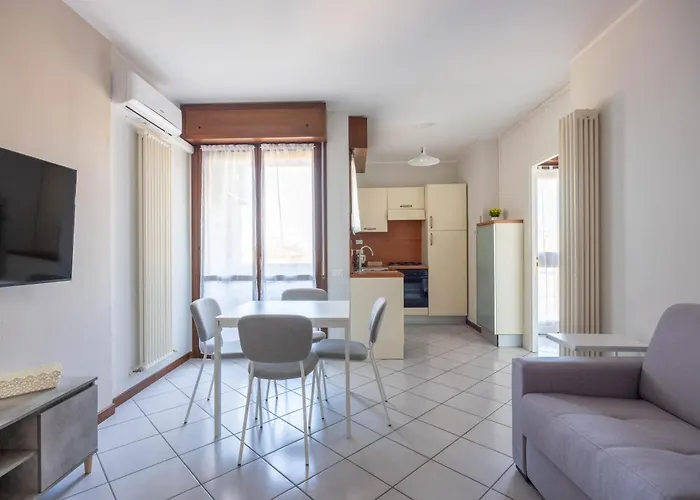 - The 2 Reno - Self Check-in Apartment Bologna