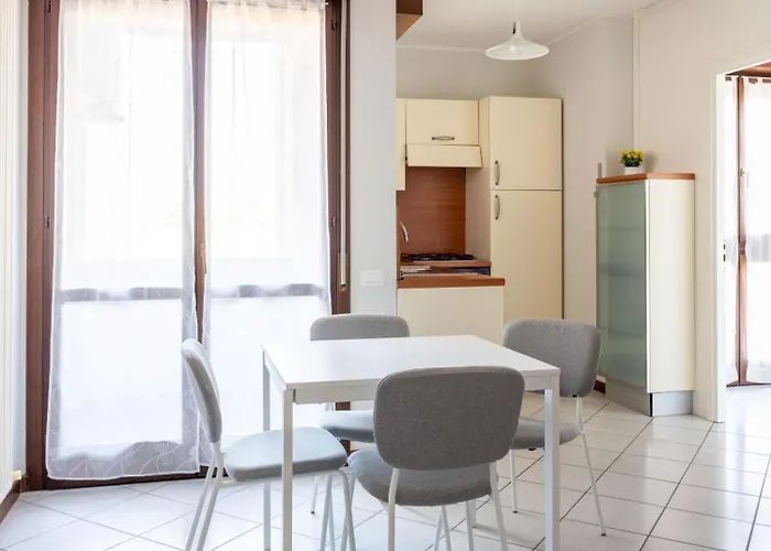 - The 2 Reno - Self Check-in Apartment