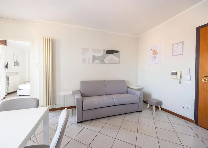 - The 2 Reno - Self Check-in Apartment *