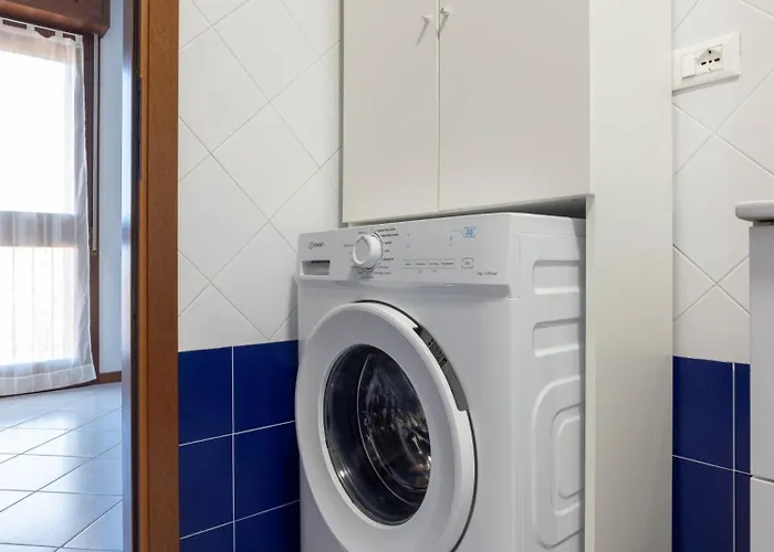 - The 2 Reno - Self Check-in