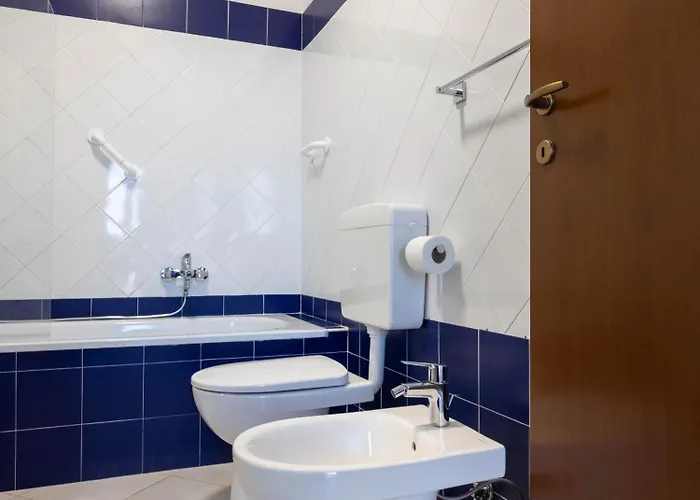 - The 2 Reno - Self Check-in Apartment